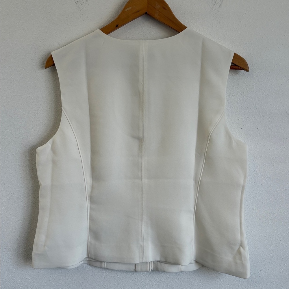 NWT J. Crew Ivory Sleeveless Button Front Crewneck Vest in City Crepe - Picture 3 of 6